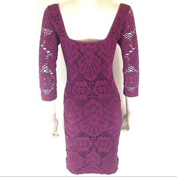 ✨HP✨FP Magenta Crochet Lace Seamless Medallion Bodycon 3/4 Slip Cocktail Dress✨ - Picture 5 of 9